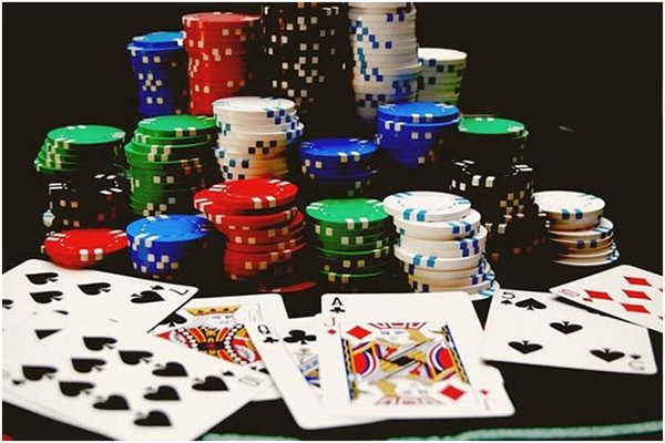Học cách đánh Poker – Cách để người chơi chinh phục mọi ván bài 01